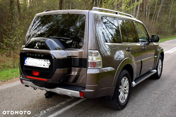 Mitsubishi Pajero 3.2 DID Instyle - 15