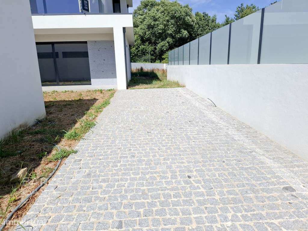 Moradia de Gaveto T3 Nova - O Seu Novo Refúgio às Portas de Barcelos-29