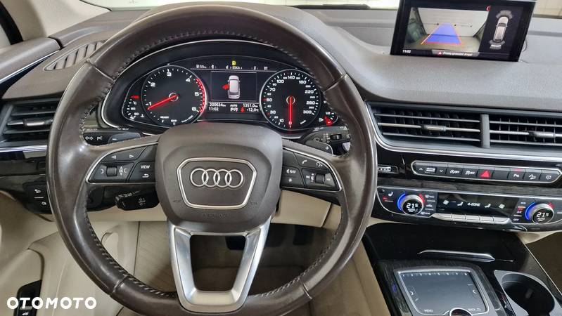 Audi Q7 3.0 TDI ultra Quattro Tiptronic - 12