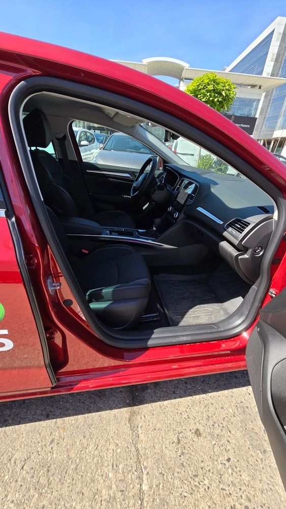 Renault Megane TCE 140 EDC Techno