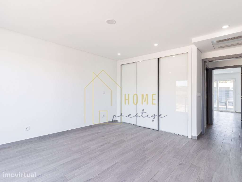 Moradia T4 com Piscina na Marisol - Conforto, Lazer e Proximidade d...-24