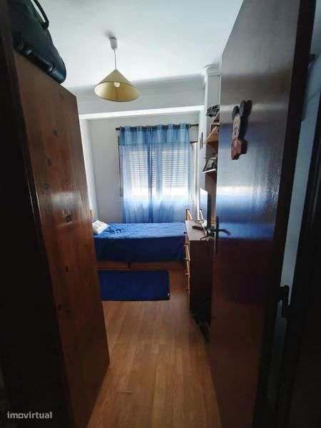 Apartamento T2 torre da marinha - Grande imagem: 5/12