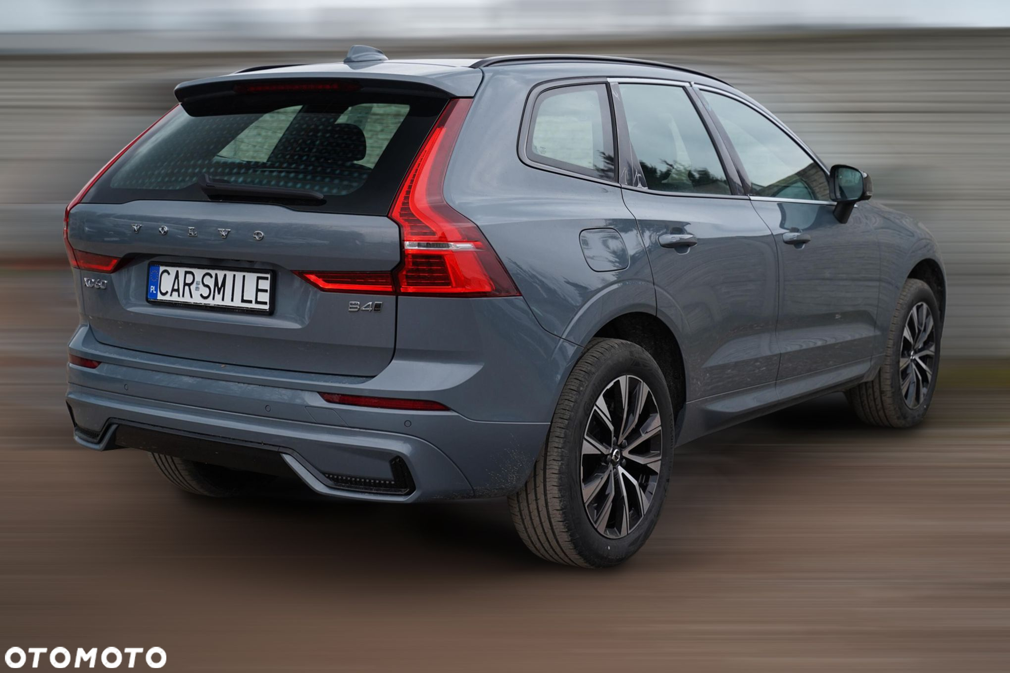 Volvo XC 60 B4 B Plus Dark - 4