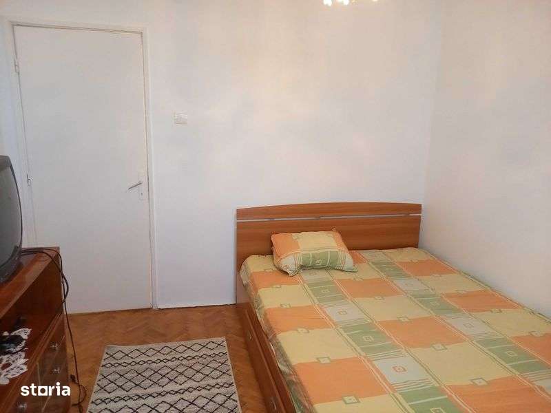 Vand apartament zona centrala - Imagine principală: 4/8