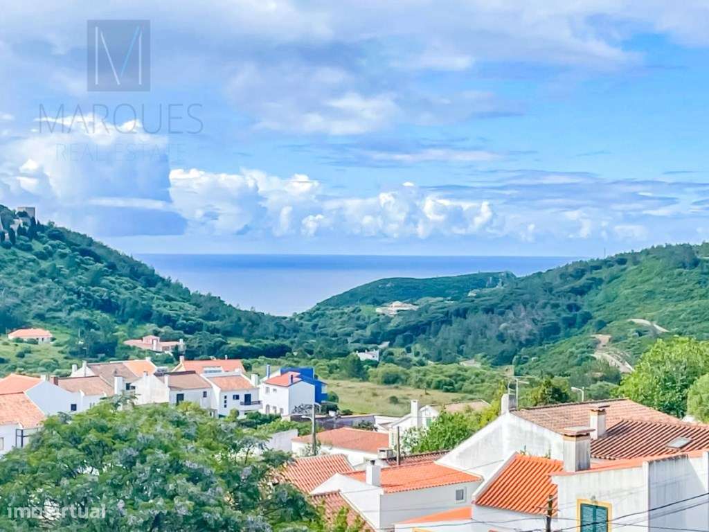Apartamento T2 com Varanda e Parqueamento em Santana - Sesimbra-7