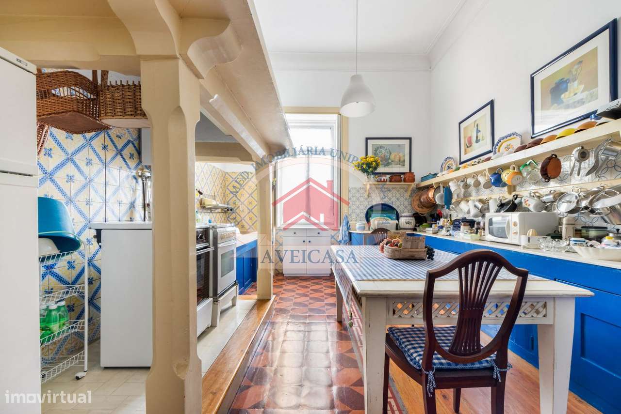 PALACETE NO CENTRO DA CIDADE DE AVEIRO-11