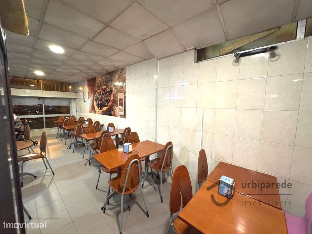 Espaço comercial com 220 m2, em Oeiras.-5