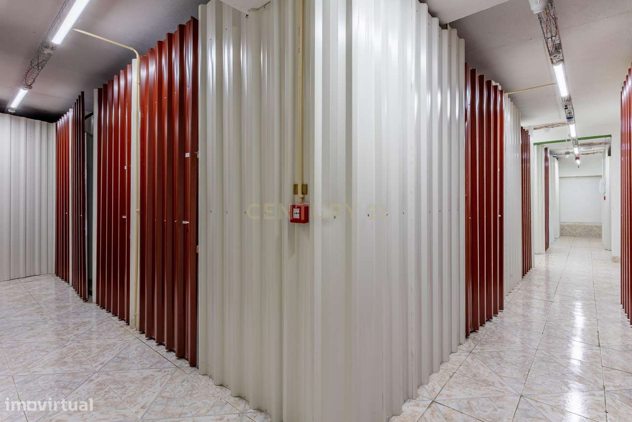 Garagem com Negócio em Funcionamento e Elevado Potencial de Rentabilid-6