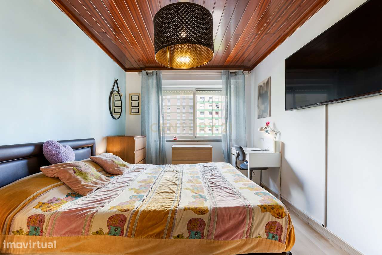 Apartamento T4 Remodelado Corroios-15