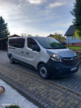 Opel Vivaro long 6-8 osob.lakier oryg. - 4