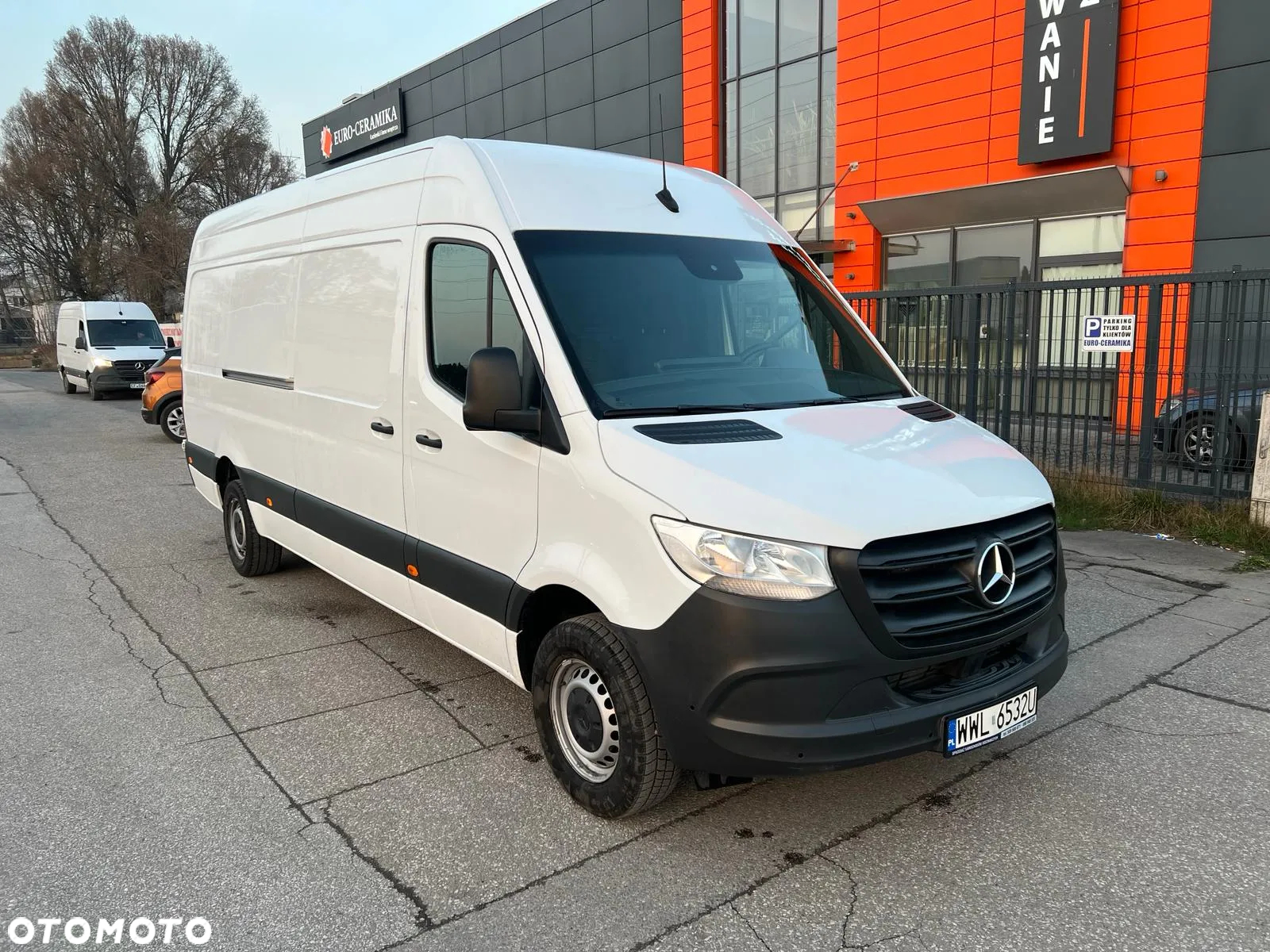 Mercedes-Benz Sprinter - 2