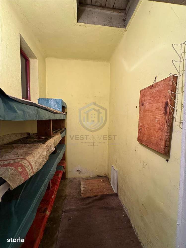 Casa de vanzare zona Velenta - Imagine principală: 5/10