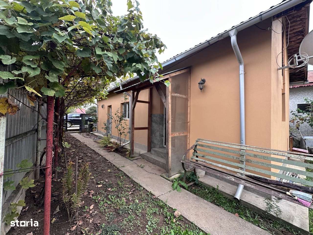 Vanzare casă frumoasă și bine întreținută, construcție 2009 in Colanu - Imagine principală: 4/13