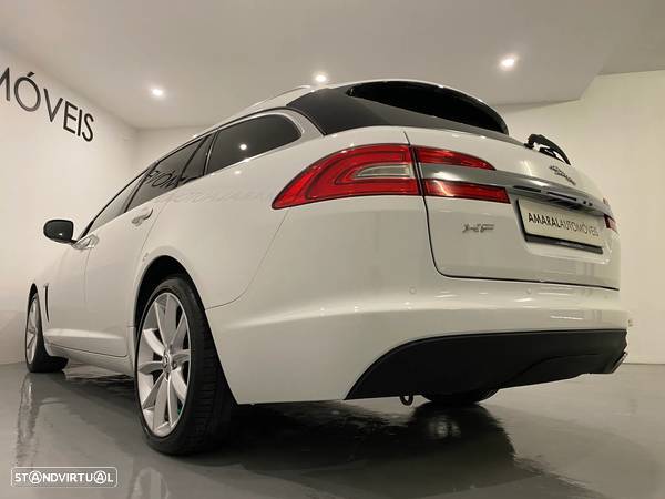 Jaguar XF Sportbrake 2.2 D R-Sport - 24