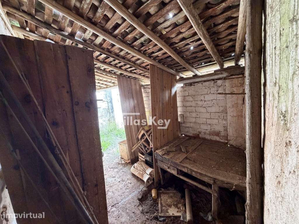 Terreno 795m² em Budens Armazém p/ Recuperar ou Projeto de Moradias...-18