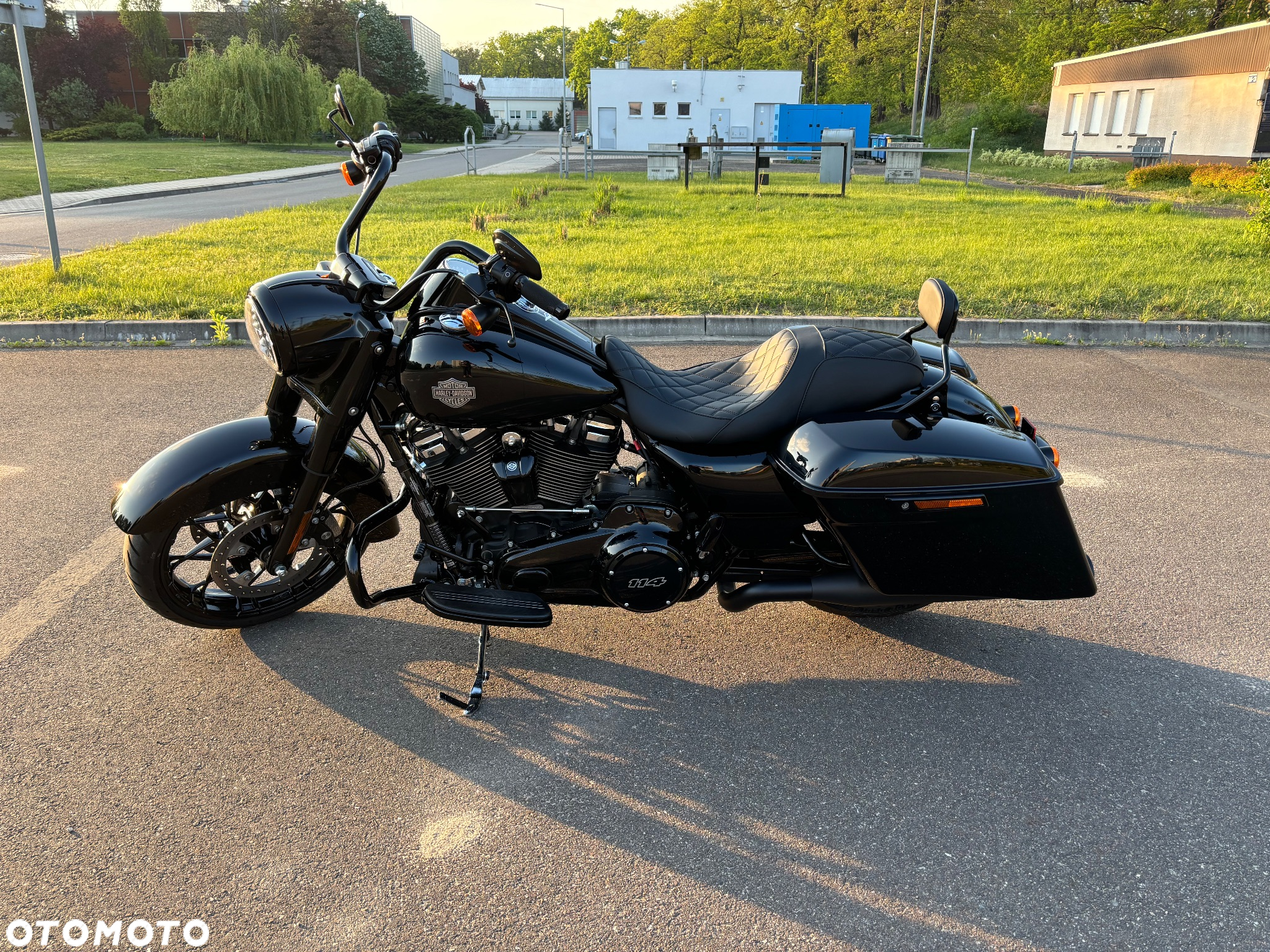 Harley-Davidson Touring Road King - 2