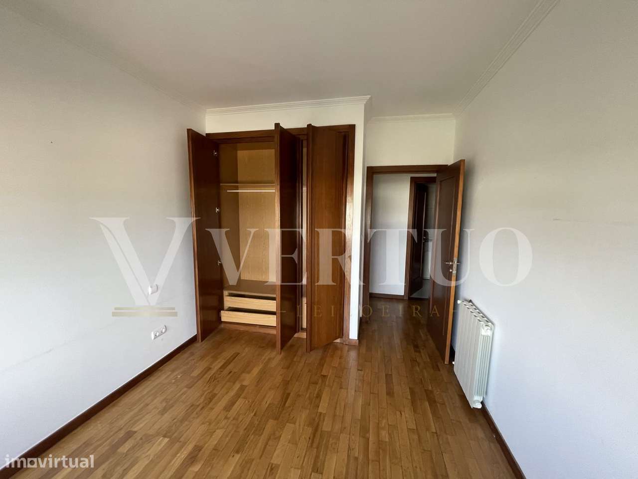 T4 em Moreira da Maia | 159 m² | 2 Garagens | Venda Judicial-42