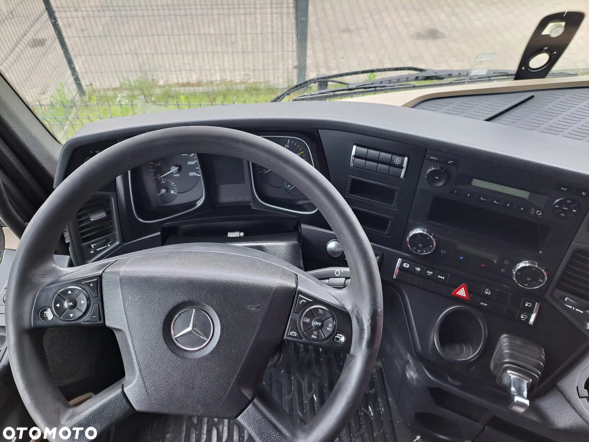 DESKA ROZDZIELCZA MERCEDES ACTROS MP4 PRZEKŁADKA - 2