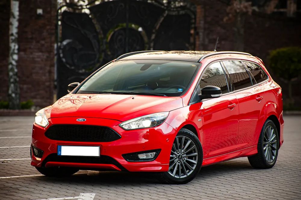 Ford Focus Mk3 (2010-2018) 1.5 EcoBoost S&S ST-LINE 2018