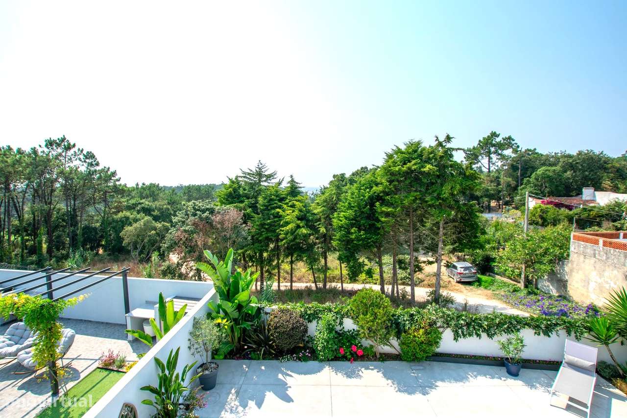 Moradia T4 com piscina e jardim - perto de São Martinho do Porto-31