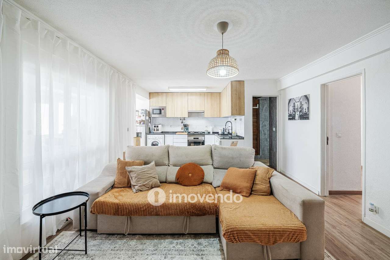 Apartamento T2 totalmente remodelado, em Marvila-14
