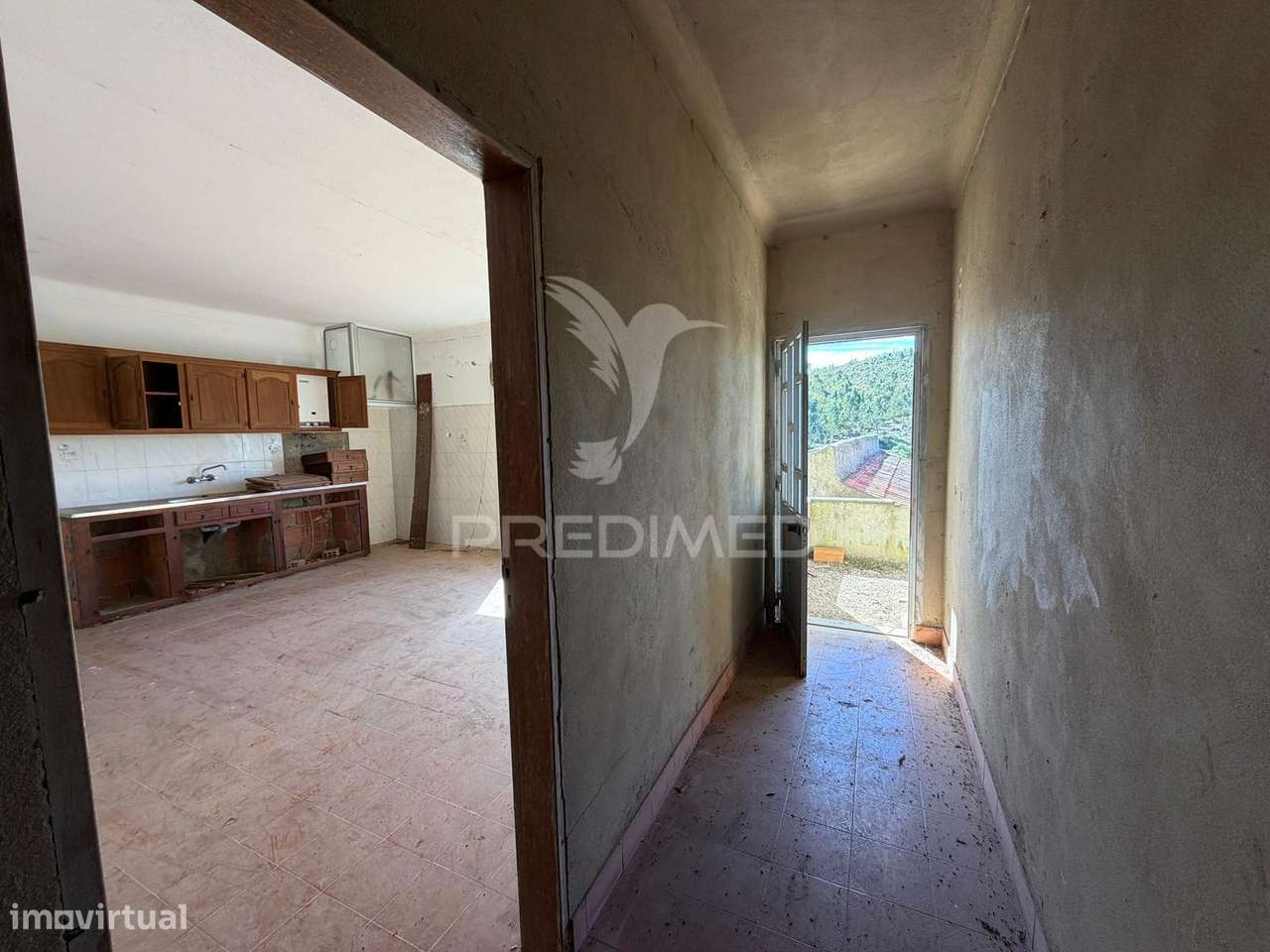 Moradia T6 - Grande imagem: 3/17