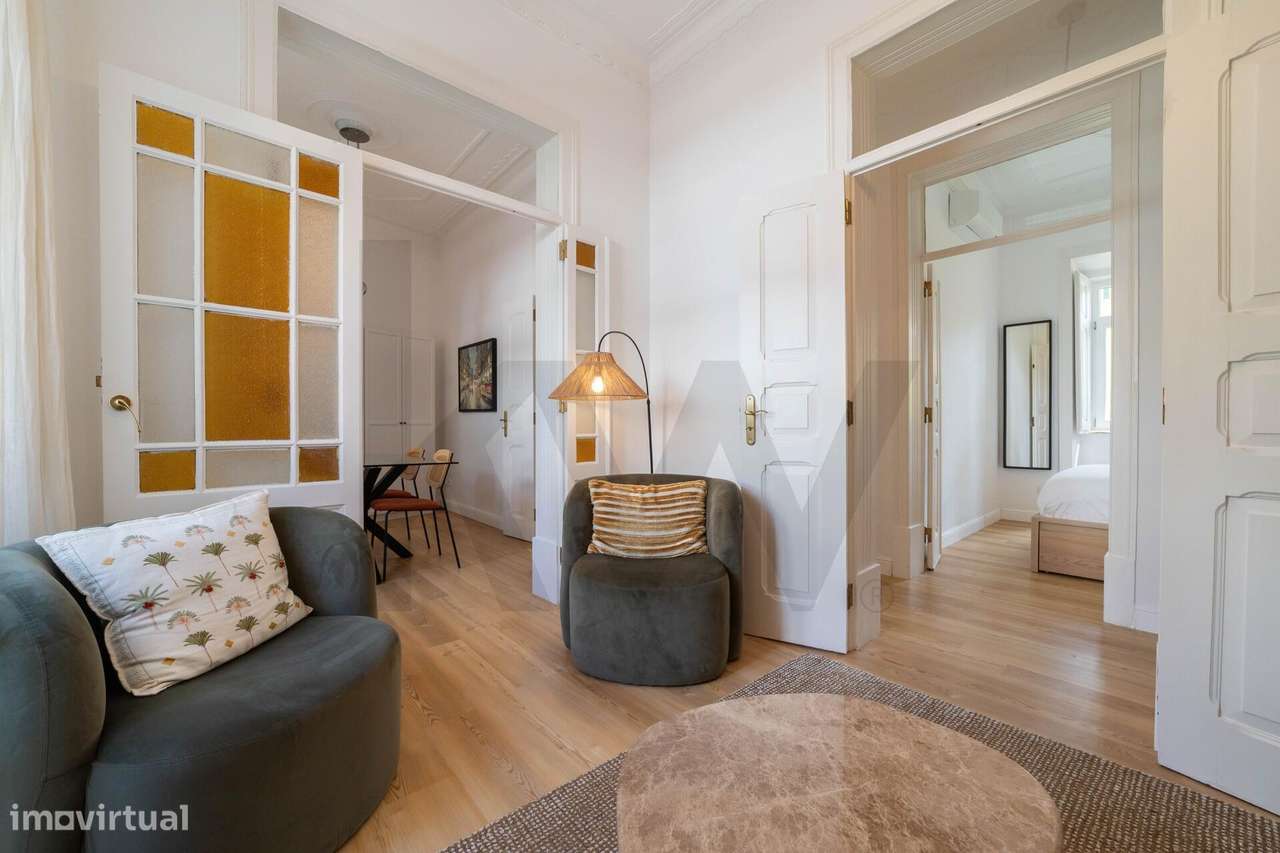 Apartamento T2 com terraço e Estacionamento no Príncipe Real-0