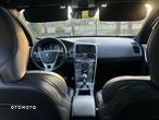 Volvo XC 60 - 24