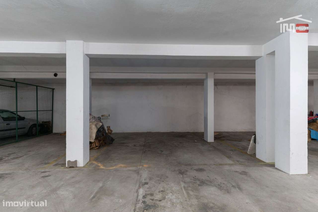 APARTAMENTO T3 MOBILADO COM ELEVADOR, SÓTÃO, LUGAR DE PARQUEAMENTO ...-24