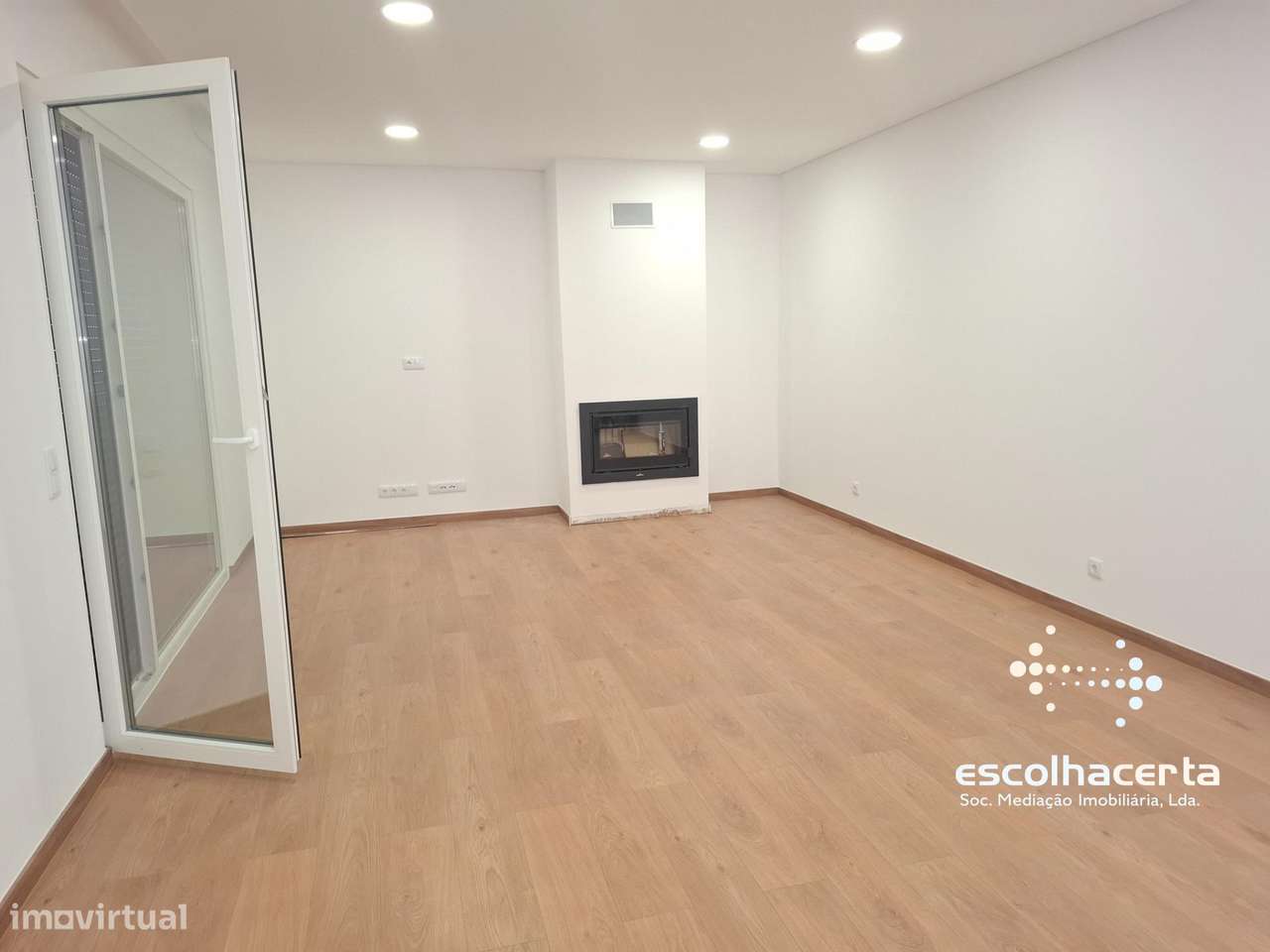 Moradia Térrea T4 Nova com Piscina Brejos Azeitão-52