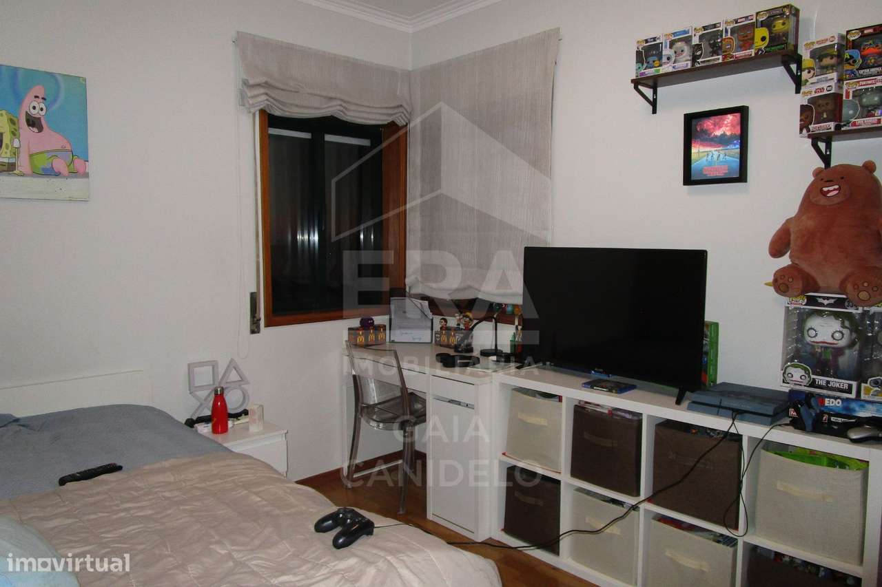 T3 com Vista Mar em Localização Privilegiada!-9