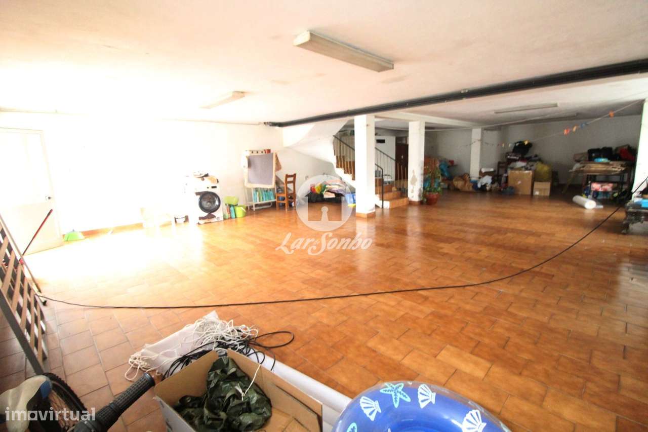 Moradia T3 de Gaveto, com excelentes áreas, localizada em São Cosme...-23