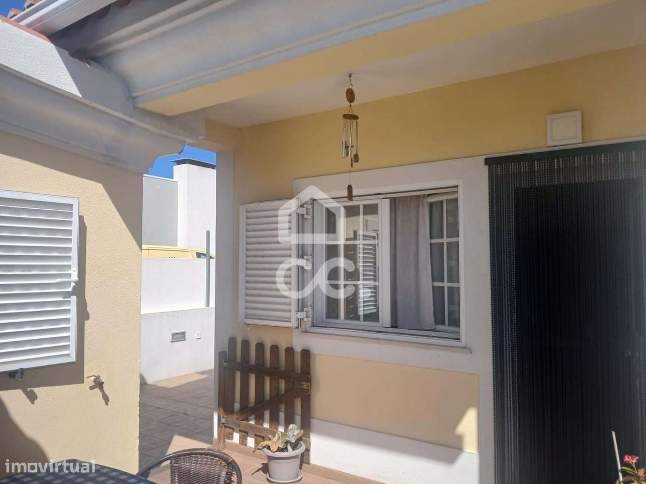 Moradia T3 com Piscina e Garagem em Azeitão-24