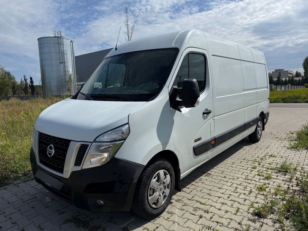 Nissan NV400 2013