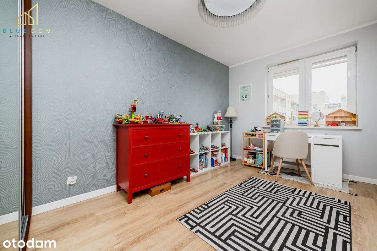 Duży taras. Dodatkowo miejsce postojowe.-8