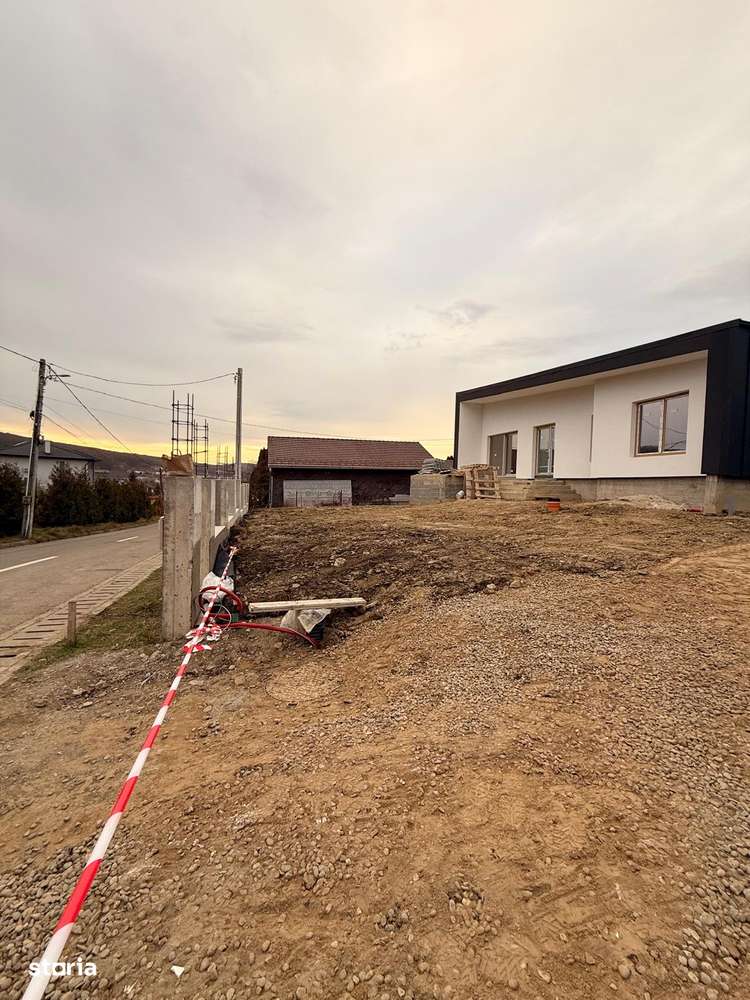 Casa noua parter Corunca, str Rasaritului - Imagine principală: 5/9