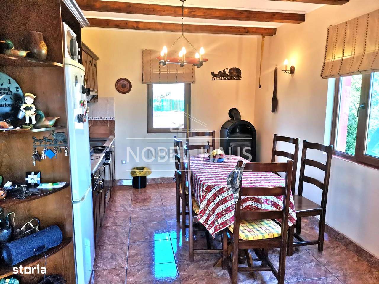 Casa de locuit, teren intravilan 5500 mp, livada, sat Carja, jud Vaslu - Imagine principală: 4/20