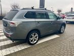 Mitsubishi Outlander - 4