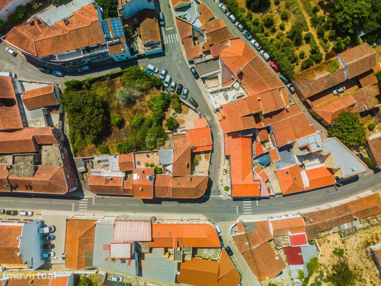 Moradia no Centro das Gaeiras. Uma casa única.-56