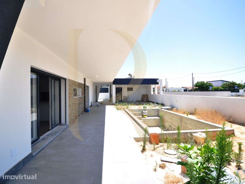 Moradia isolada térrea nova T3 com piscina e garagem na Quinta da M...-9