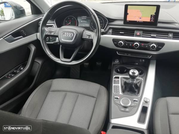 Audi A4 Avant 2.0 TDI Business Line - 15