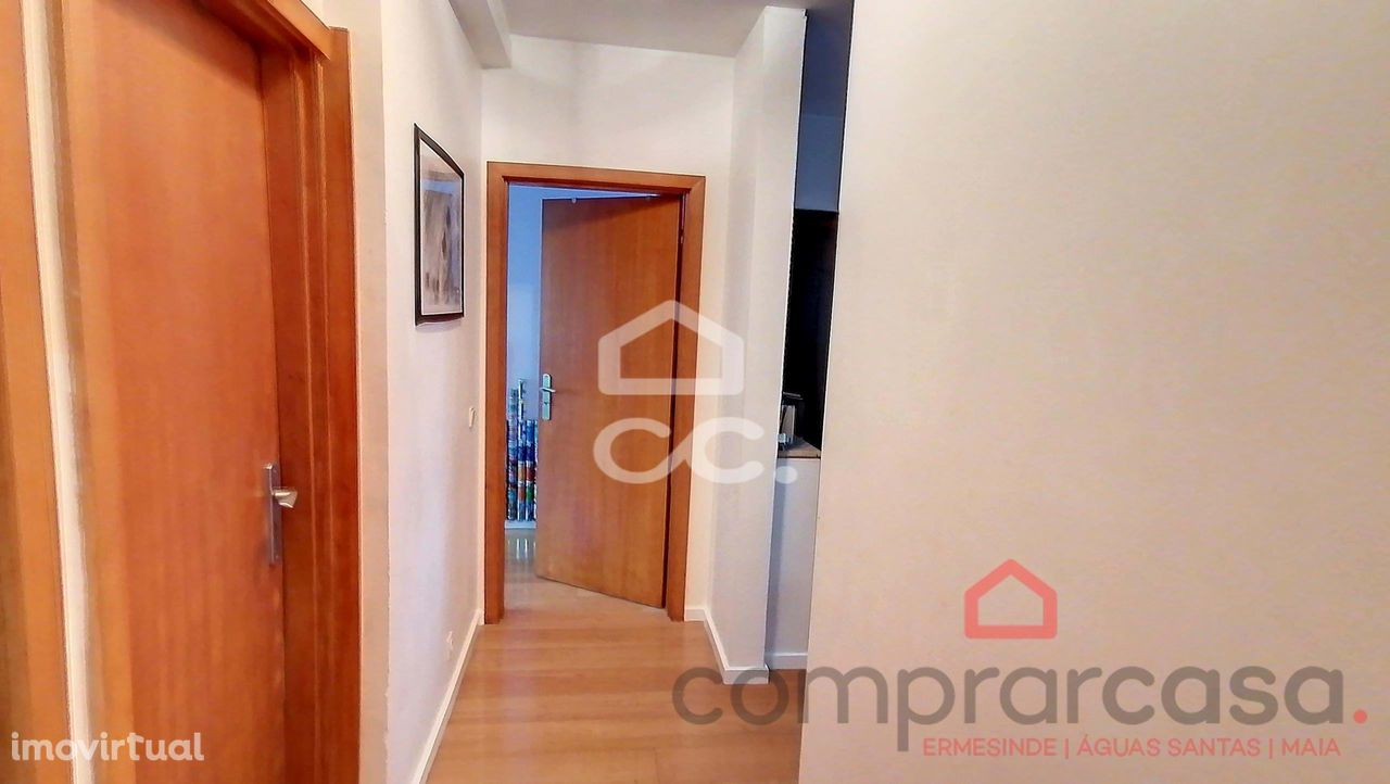 Apartamento T3  Ramalde (Porto)com uma área de 166m2.