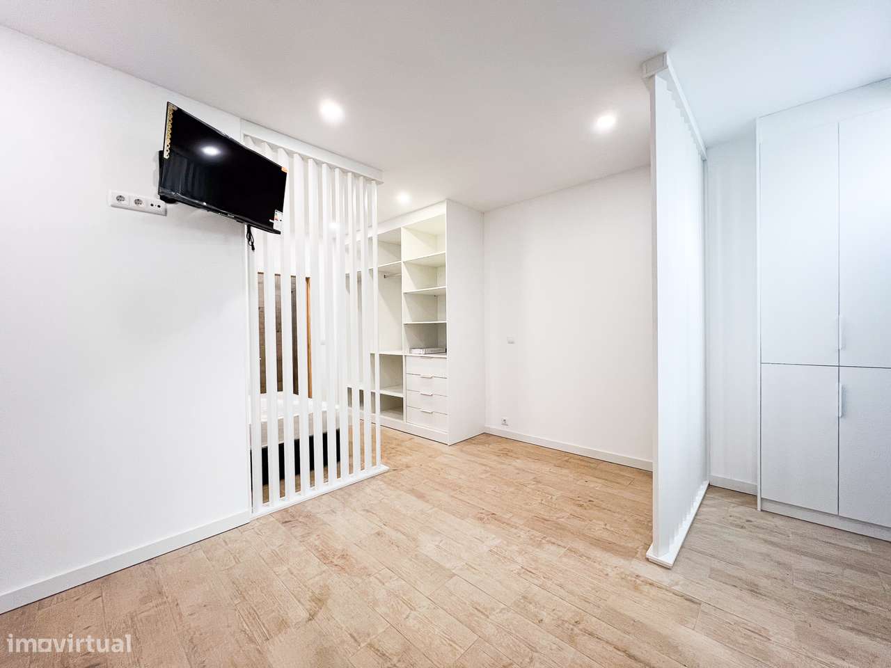 Casa T1 Remodelado e Equipado – Centro de Gaia (Jardim do Morro) - Grande imagem: 5/17