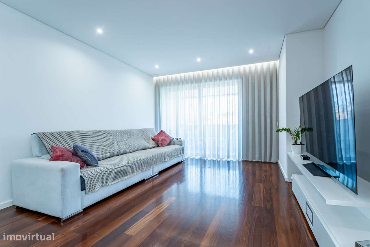 Exclusivo T2 em Canidelo - Qualidade, Conforto e Localização de Excelê-4
