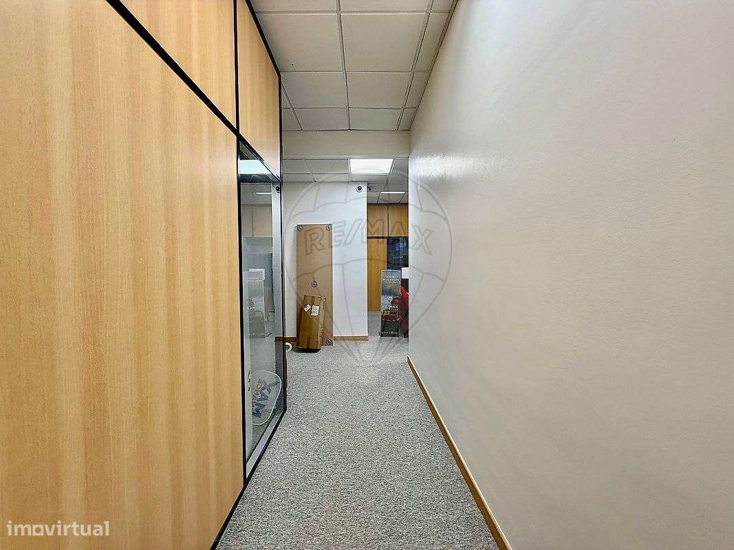 Escritório  para arrendamento - Grande imagem: 5/35