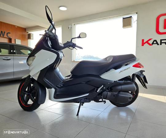 Yamaha X-Max - 2