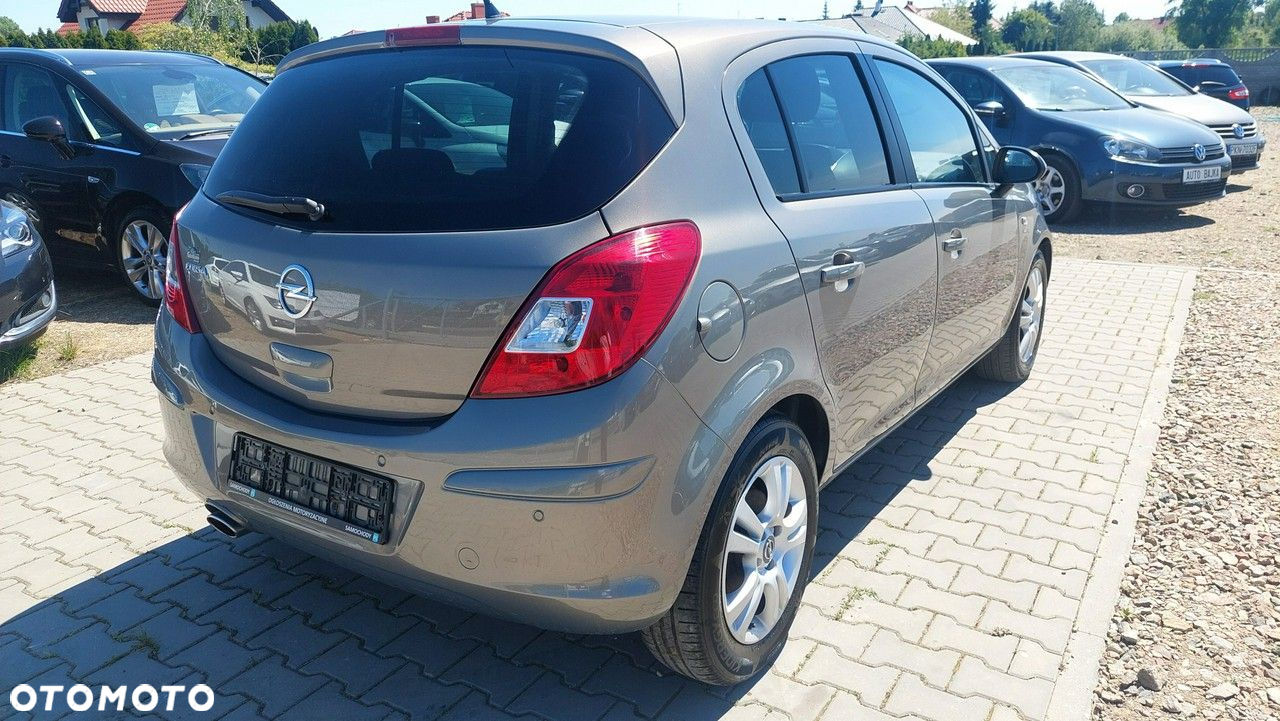 Opel Corsa - 11