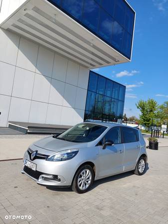 Renault Scenic 1.5 dCi Limited EDC - 10