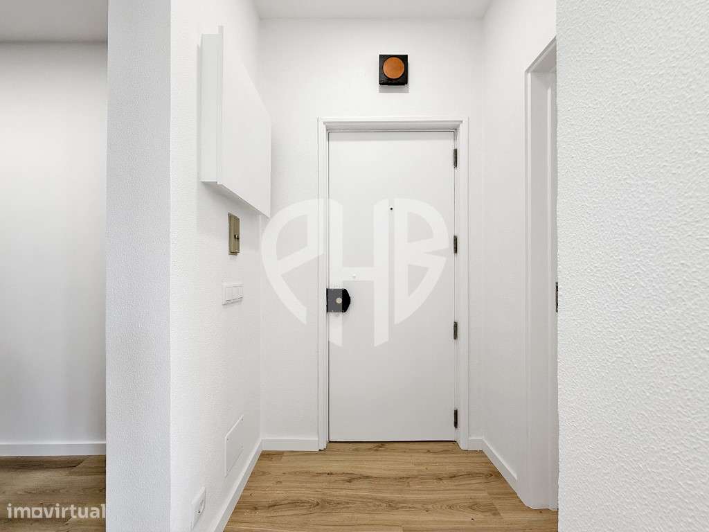 Apartamento T2 // Renovado - Santana / Sesimbra-15