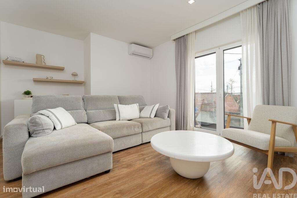 Apartamento T3 em Marinha Grande de 100 m2 - Grande imagem: 2/38